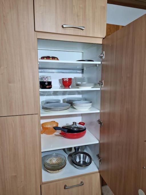 Grosszuegige Ferienwohnung 4+1 P. Büttelborn Buitenkant foto