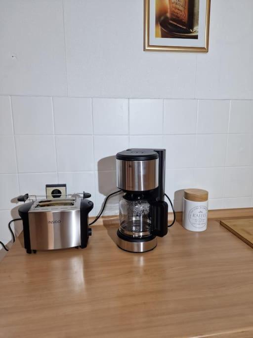 Grosszuegige Ferienwohnung 4+1 P. Büttelborn Buitenkant foto